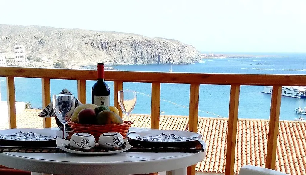 Ocean View Apartment Over Los Cristianos, Playa Las Vistas