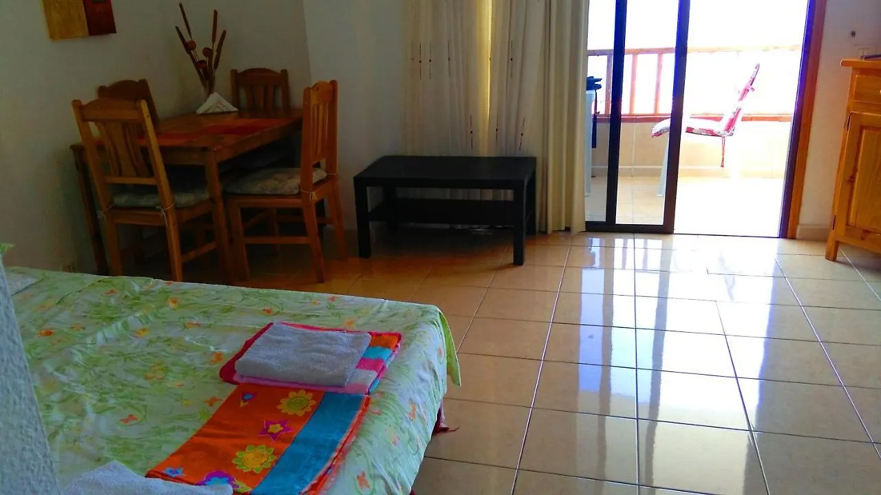 Ocean View Apartment Over Los Cristianos, Playa Las Vistas